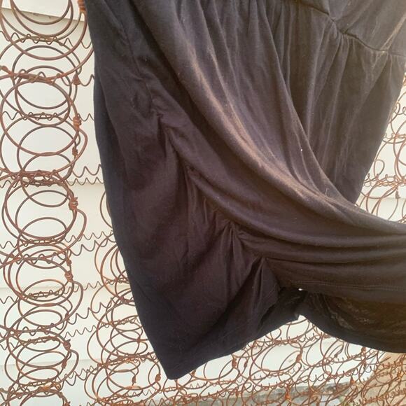 Motherhood wrap front sleeveless blouse blouse - Picture 3 of 4